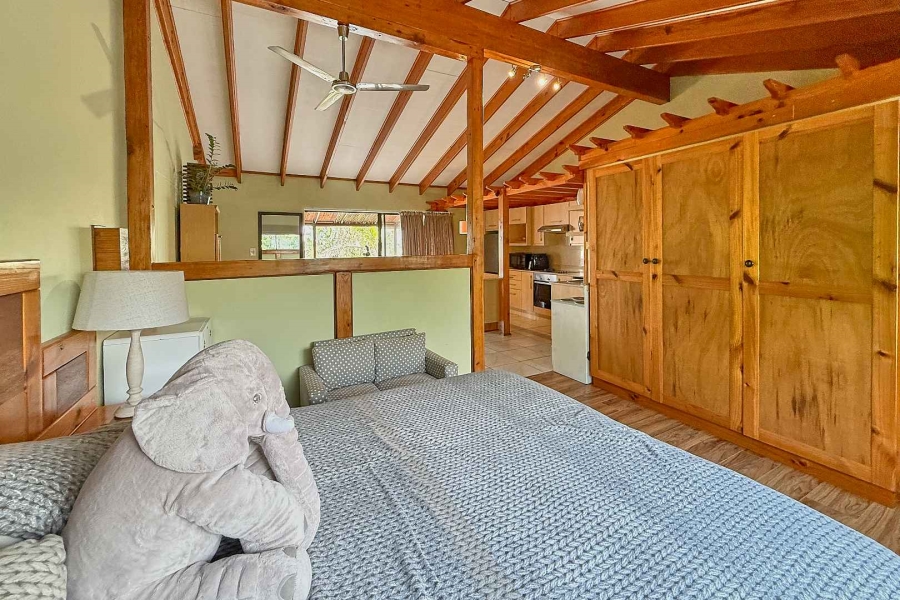 5 Bedroom Property for Sale in Flamingo Vlei Western Cape